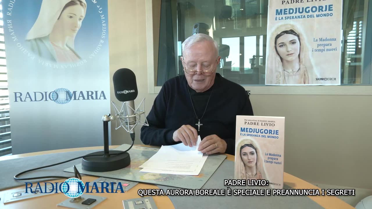 (8 NOVEMBRE 2023) - PADRE LIVIO FANZAGA: “QUESTA AURORA BOREALE È SPECIALE E PREANNUNCIA I SEGRETI!!”😇💖🙏