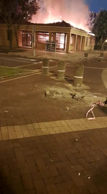 CPUT shut down: Buildings, vehicles torched in mass student protests