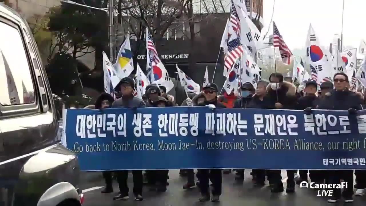 20181127_V3_S01(2VUeOuQDruo)플랭카드로 민심을 전하다!!!