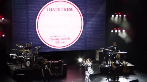 “Word Crimes” Weird Al Yankovic@American Music Theatre Lancaster, PA 6/8/15