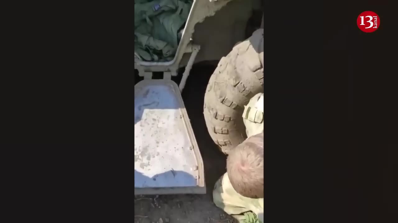 Ukrainian fighters captured Russian armored fighting vehicle along with its crew members