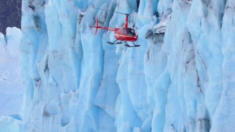 🤯😍🚁 Some Alaska destinations are really larger than life!