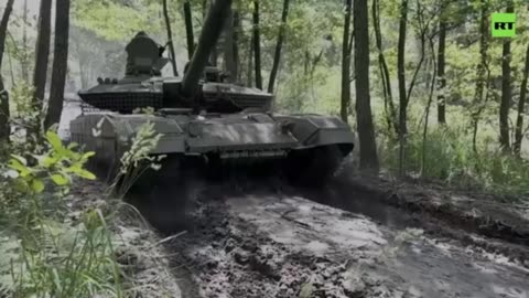 Russian Army Challenges NATO-Supplied Equipment With T-90 Tanks