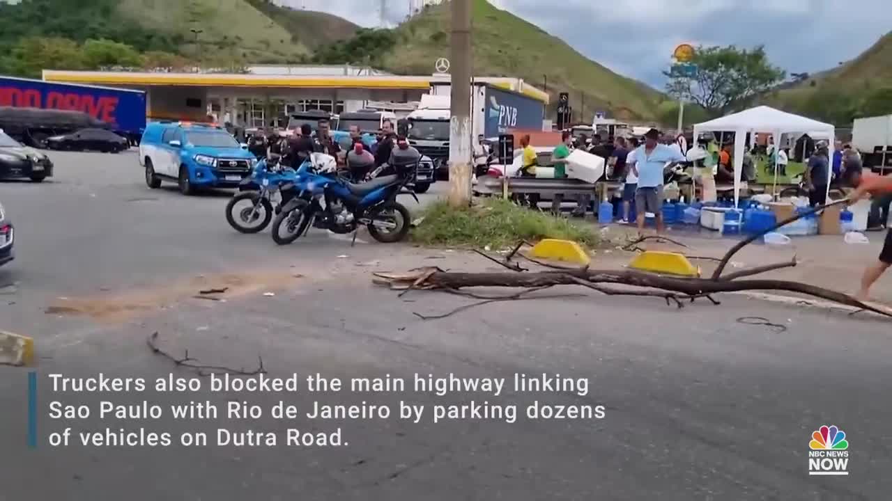 Brazilian Truckers Create Multiple Blockades In Support Of Bolsonaro