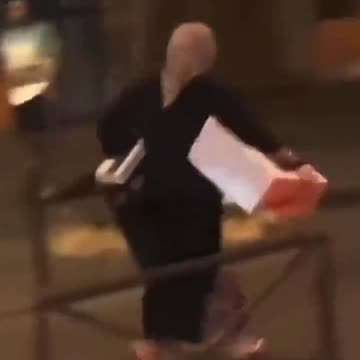 Geschäfte werden ausgeraubt