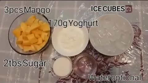 Mango and yoghurt smoothie (very easy)