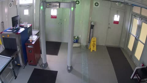 0972USCG00SouthTrailer_2021-01-06_16h00min02s157ms.mp4