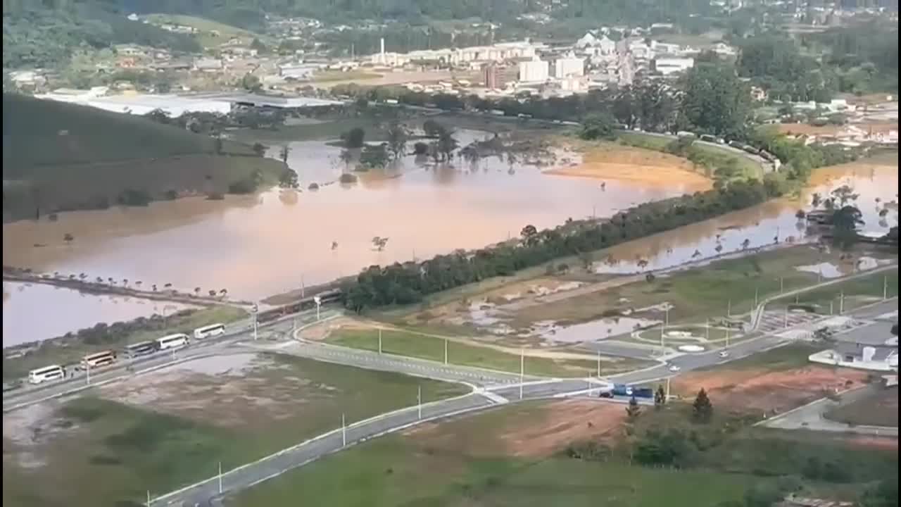 Santa Catarina decreta situação de emergência