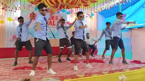 Freshers party backbenchers funny dance