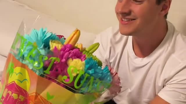 He’s so cute 😭 #fyp #foryou #couples #surprise ##Relationship