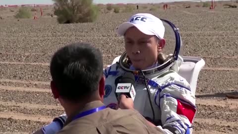 Chinese astronauts return after 90-day mission