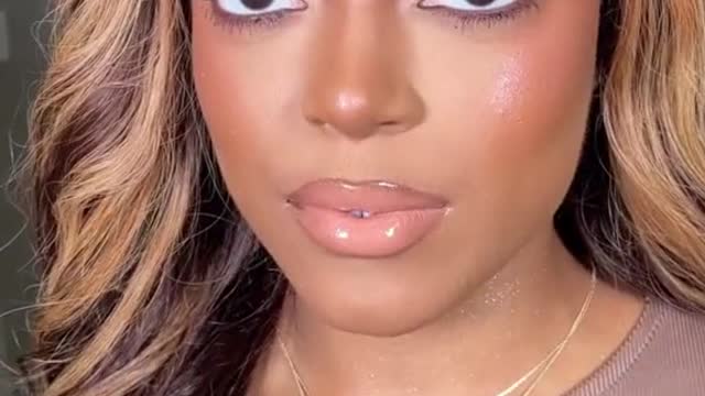 tag the makeup artist