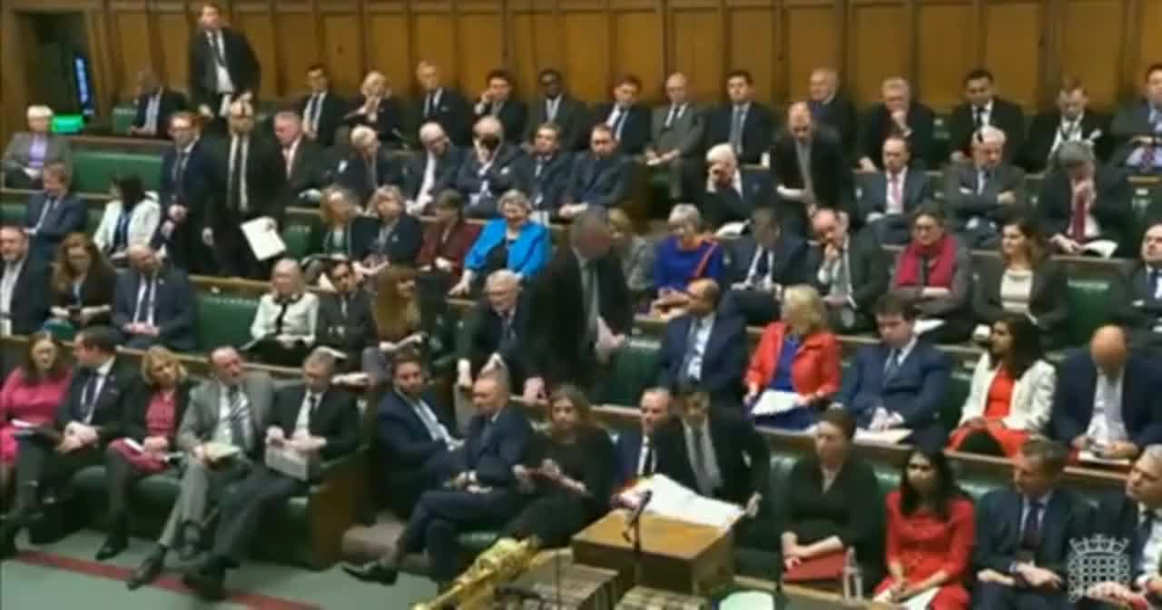 ⚠️💉INGLATERRA-NO PARLAMENTO COMEÇAM A QUESTIONAR MORTES e REACÇÕES ADVERSAS C-19⚠️💉