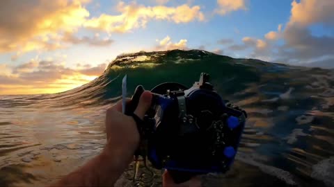 "Sunset's jelly-like waves, Dazzle effect, breathtaking. Sharing these healing moments with you."