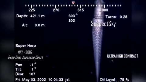 Quelque part dans l'océan Pacifique, quelque chose d'effrayant a été capturé par un drone sous-marin