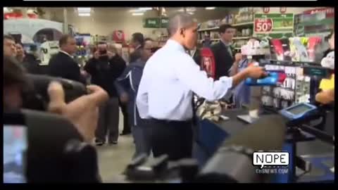 Obama Goes to * New Yeart Shopping With his Dog
