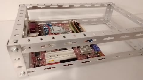 Micro-ATX Suitcase PC Frame