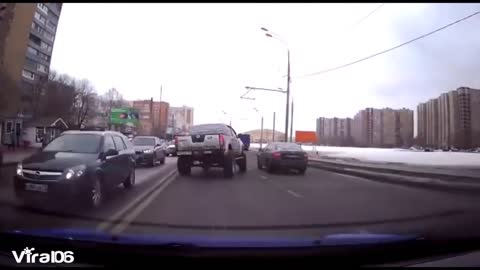 Dash Cam Car Crash Compilation 2021