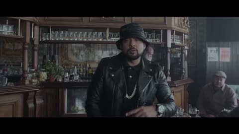 Clean Bandit - Rockabye (feat. Sean Paul & Anne-Marie) [Official Video]