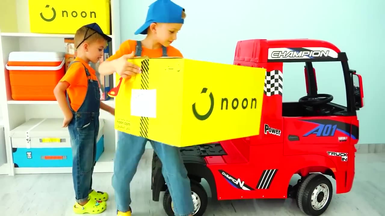 Vlad and Niki play with toys and development imagination