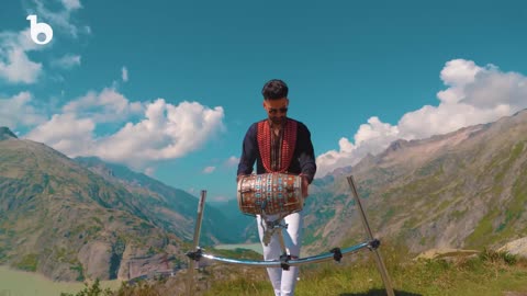 Sorosh_Moheb_New_Music_Video_2022_-_Parde_Awal_Rem