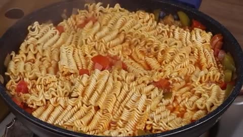 Instant noodles like you ve never seen before🙈❣️