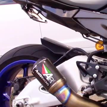 Yamaha R1M loud exhaust Austin Racing#shorts#yamaha#r1#r1m#reels#youtubeshorts#subscribe#h2#h2r
