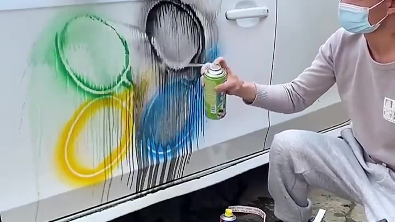 Transform Your Car's Appearance with Spray Paint Décor