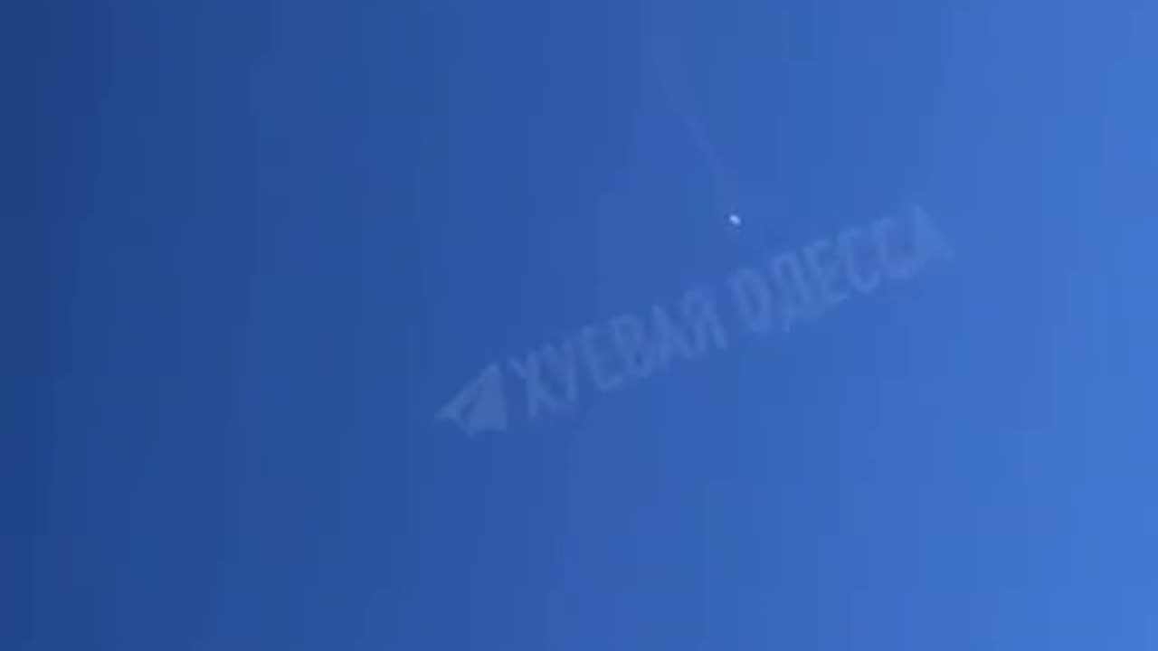 🫡💥 Air Defence shot down Russian missile in the Odesa region.