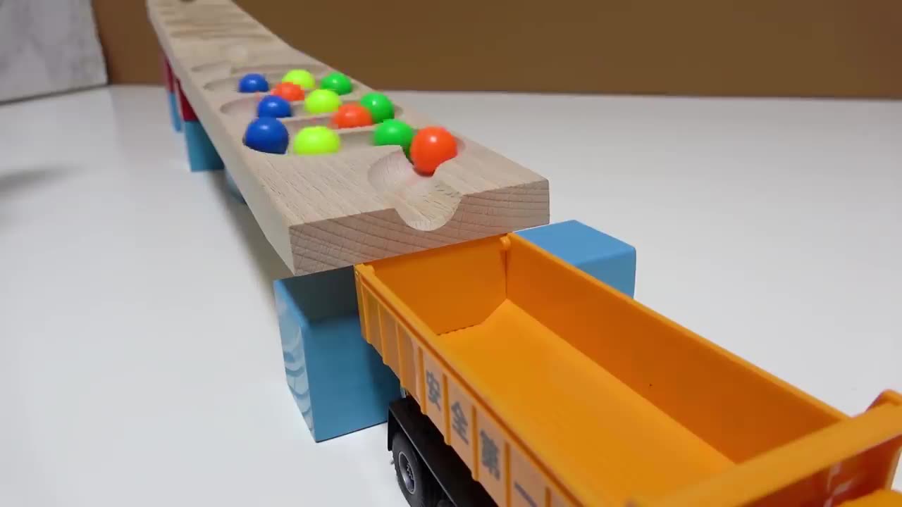 Marble Run Race ☆ HABA Slope, Dump Truck & Garbage Truck # 3