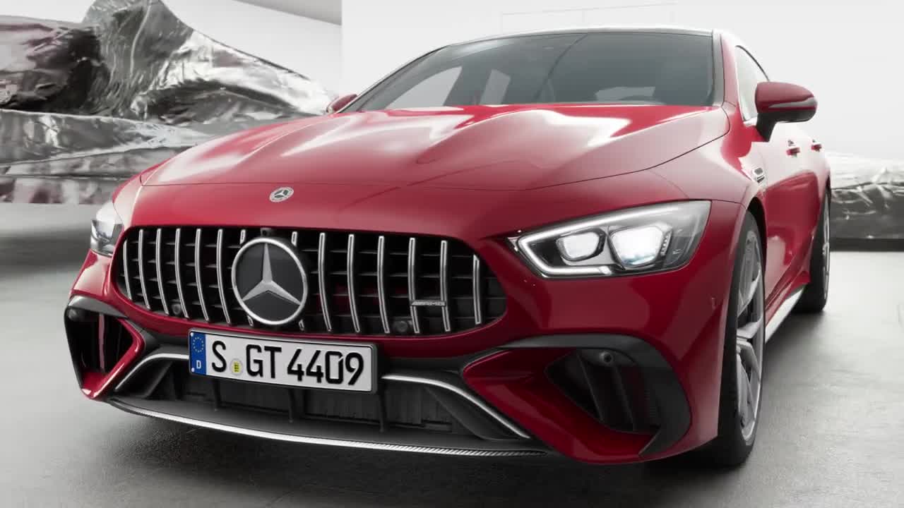 Mercedes-AMG 63 S E PERFORMANCE 4-door coupé