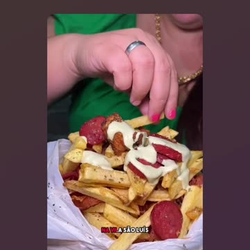 Batata Frita de Marechal com Calabresa!