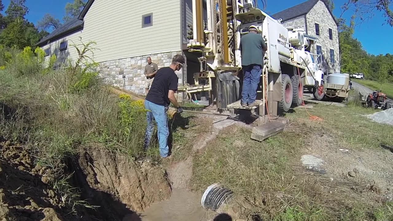 Geothermal Double-Loop Installation