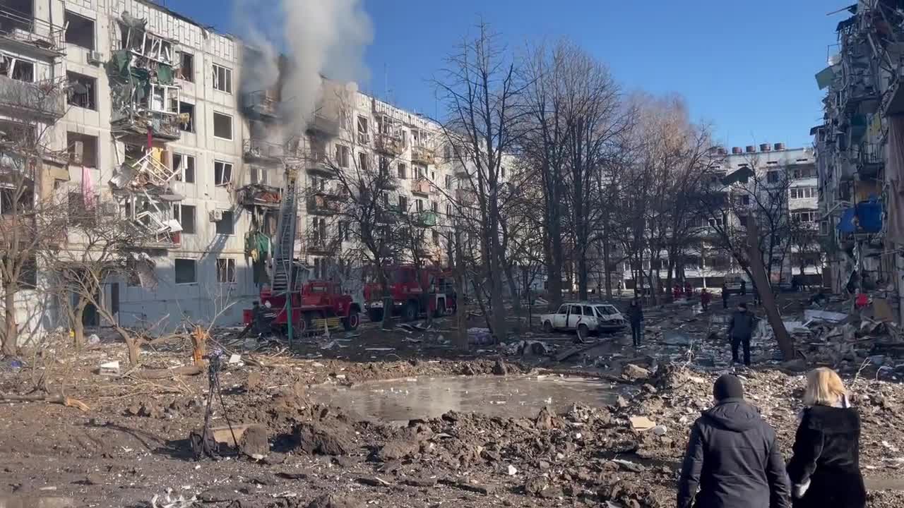 Russians bombed a civilian apartment complex in Chuhuiv, near Kharkiv