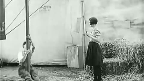 Charlie Chaplin - The Lion's Cage