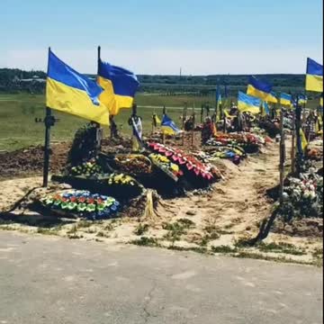 Hřbitovy ukrajinských nacistů se plní stále rychleji