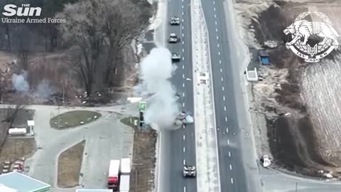 Russian Army convoy being ambudhed by brave Ukrainian Army