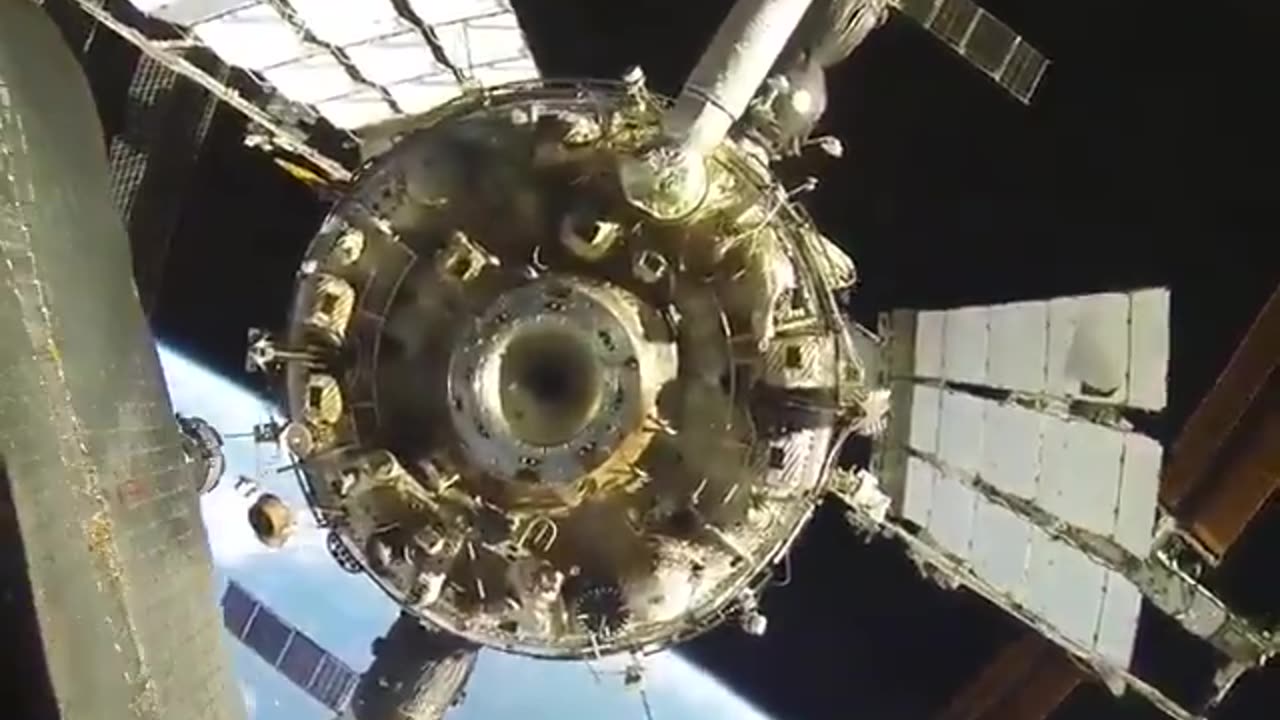 Are They Faking Space - The Answer Is Blowing In The Wind