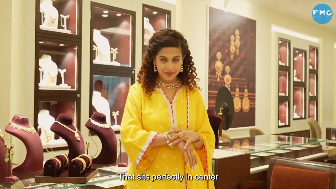 Gold Shopping At Karama Center In Dubai _ Festive Collection _ Curly Tales UAE