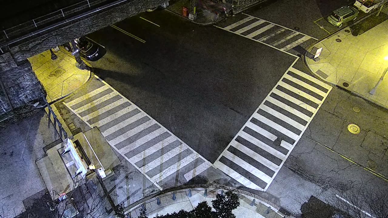 3821FHOBRFSouthwestRoof_2021-01-06_06h39min44s503ms.mp4