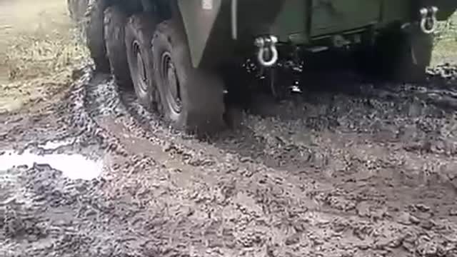 For the first time, the LAV ACSV Super Bison (8x8) armored personnel carriers were seen in Ukrainian