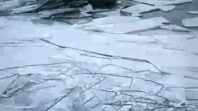 ICE Layer breaking in sea /Nature Sound #peaceful