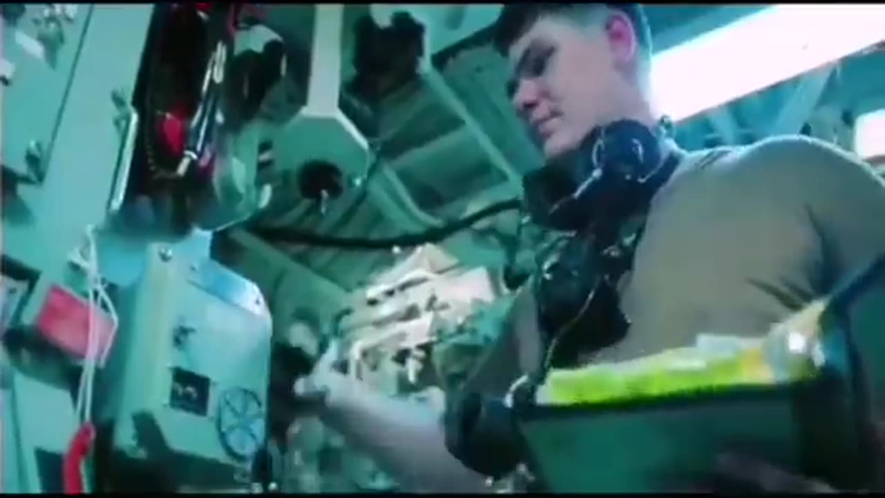 US submarine aficionado exposes the true shape of earth
