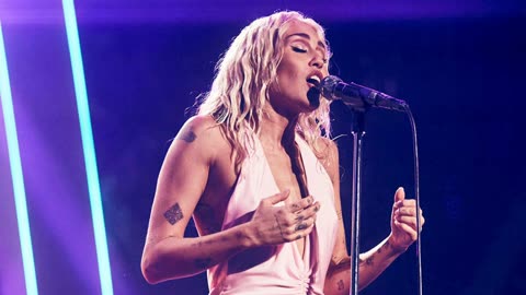 Miley Cyrus Manage A Chart Huge Feat For The First Time With 'Flowers'