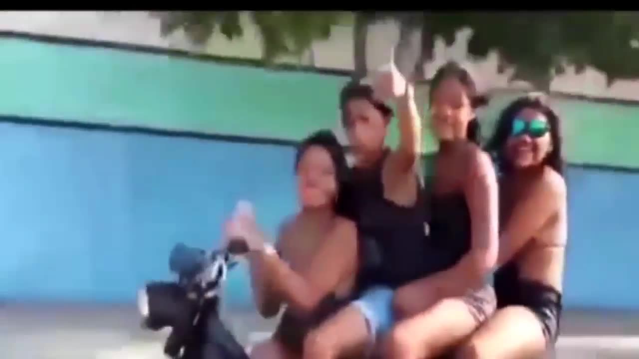 VIDEO KONYOL NGAKAK FUNNY VIDEO