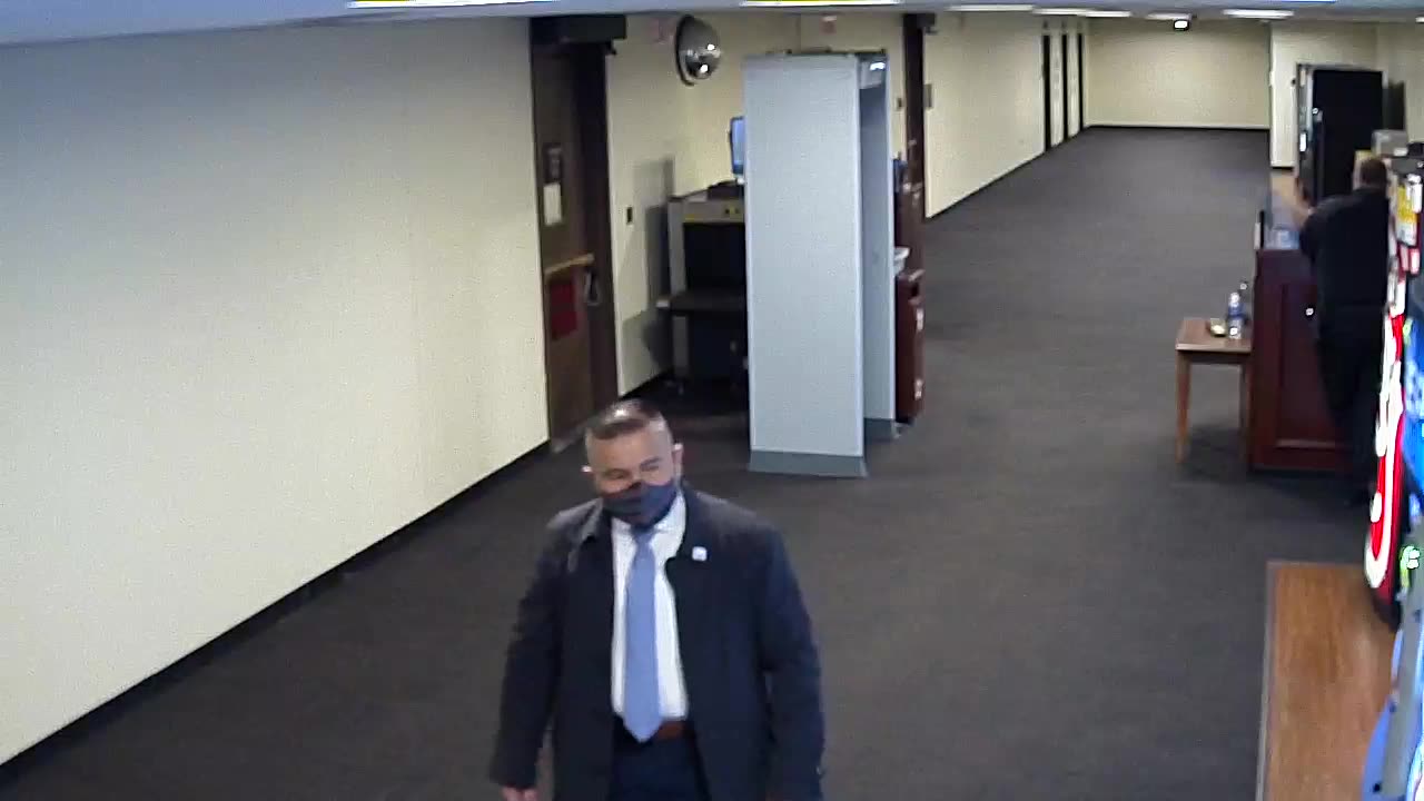 1425HSOBGRSouthElevatorGround_2021-01-06_18h40min02s503ms.mp4