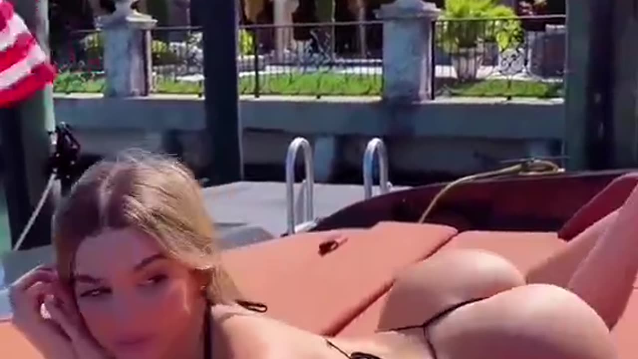 Is very hot