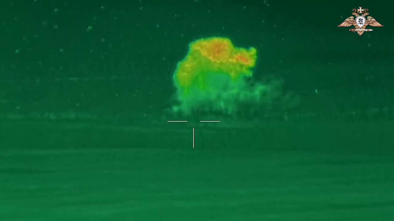Powerful explosions overnight in Avdiivka against Ukrainian positions (thermal camera)