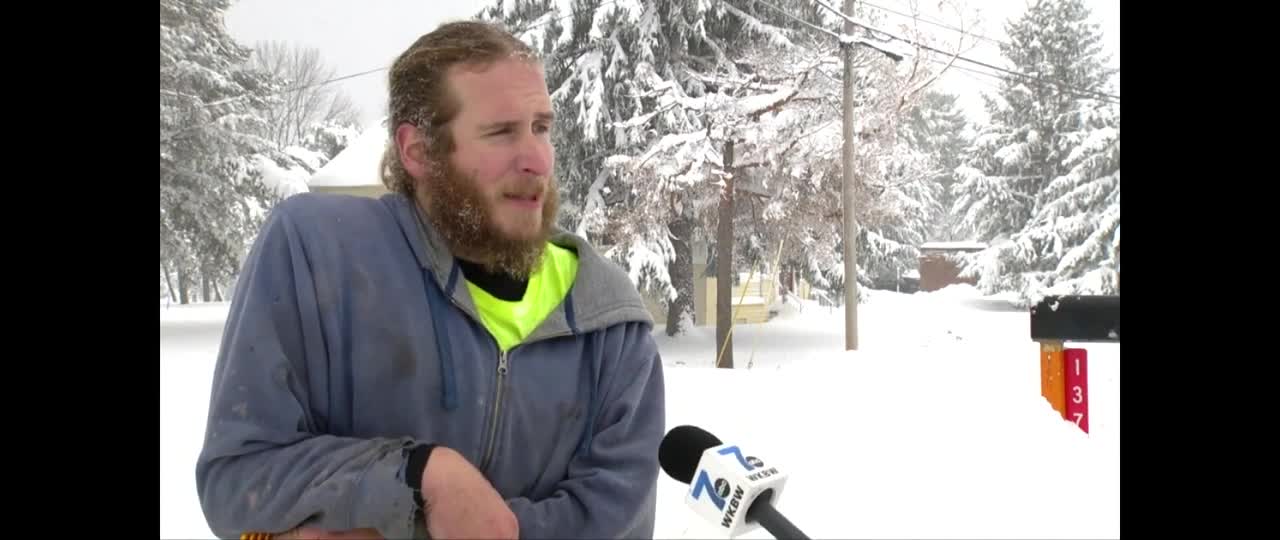 Lake effect snow hammers western New York