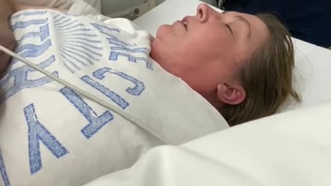 Convulsiones y fallo en sistema locomotor tras 2ª dosis de Pzifer